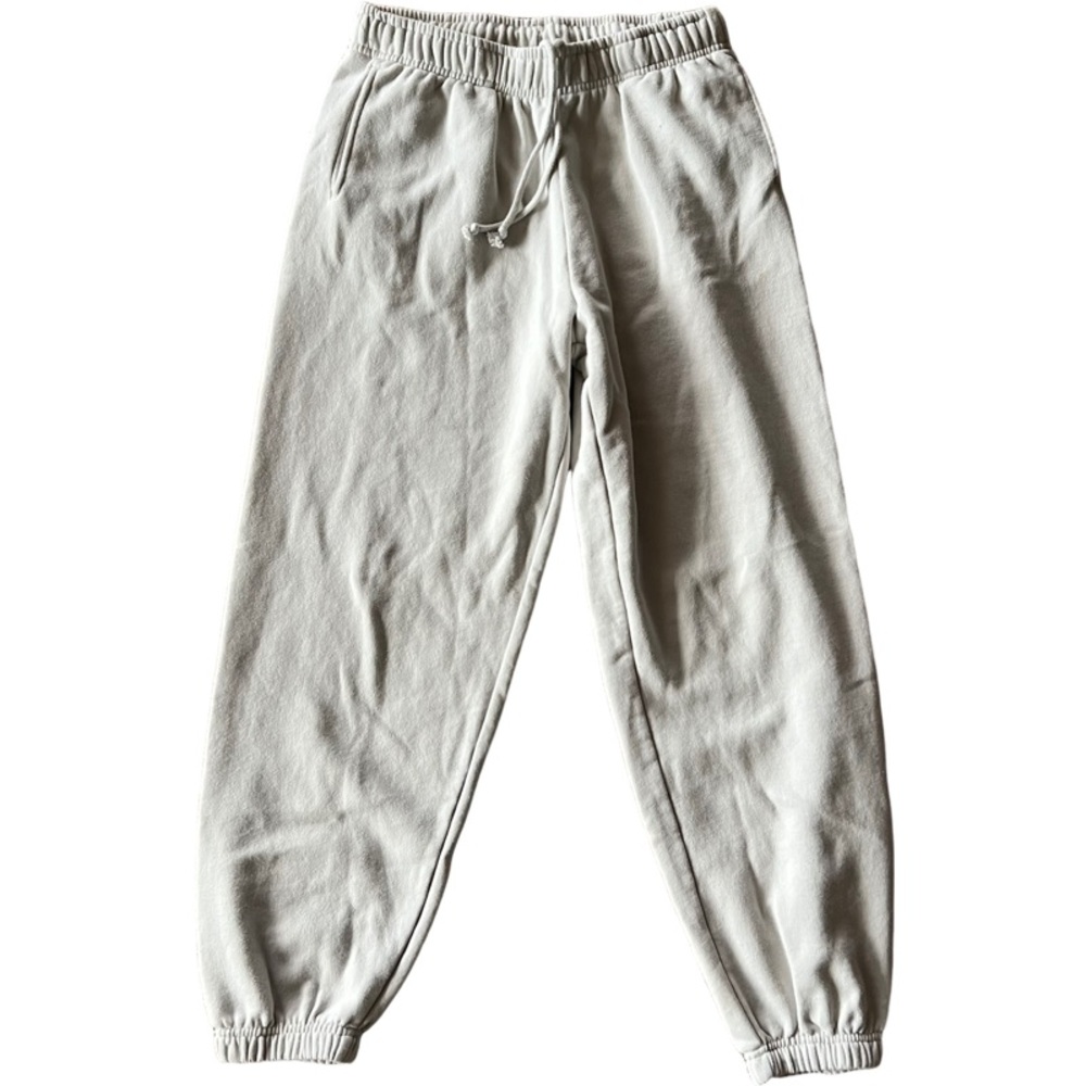 Juniors beige/gray sweatpants